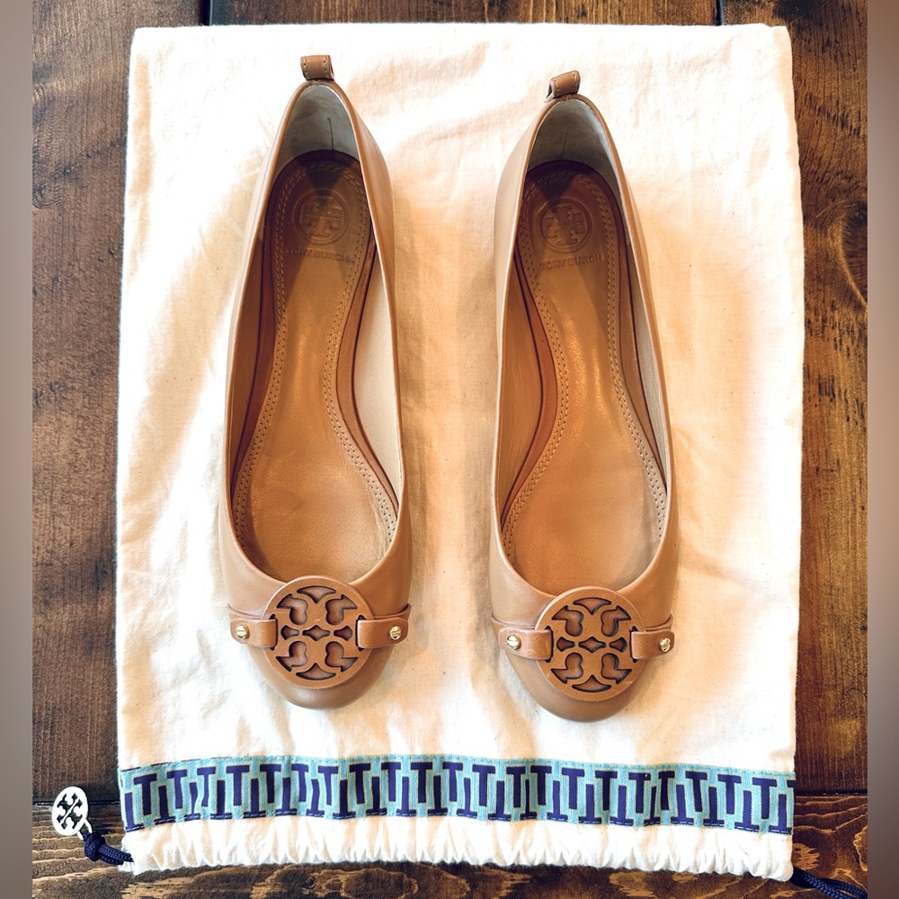 Tory Burch Mini Miller Logo Ballet Flat Tan Leather Size 7